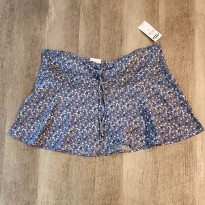 Old Navy -Floral Blue Skirt- NWT. Size 4